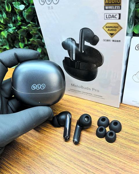 Fone de Ouvido Bluetooth QCY MeloBuds PRO ANC — foto 2