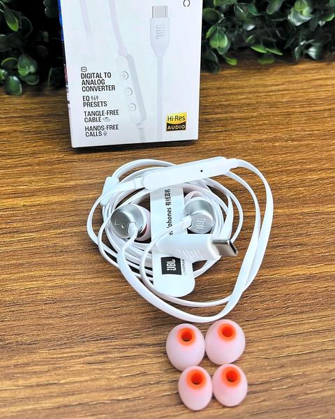 Fone de Ouvido com Fio JBL Tune 310C com Microfone — foto 1