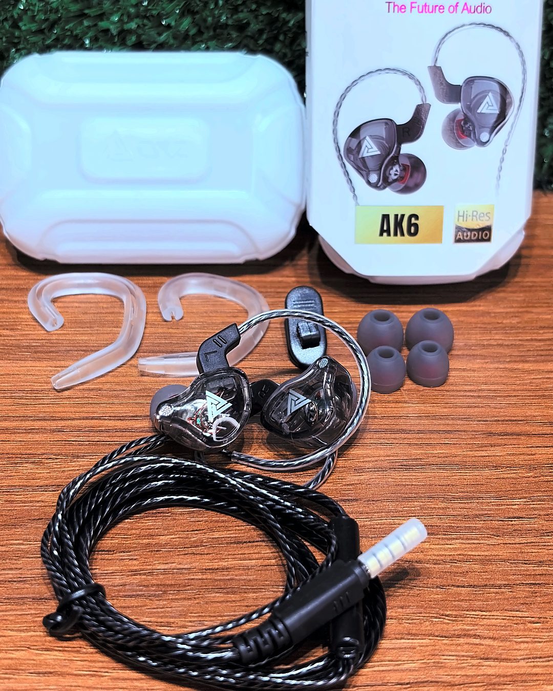 Fone de Ouvido com Fio QKZ AK6 Ultra com Case — foto 5