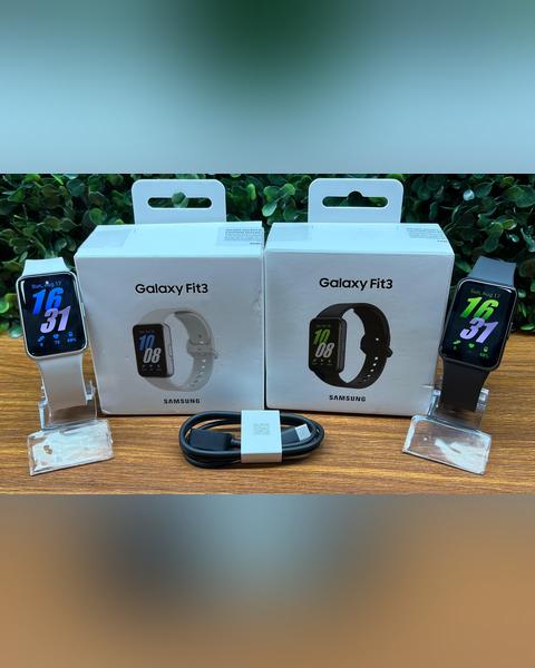 Smartwatch Samsung Galaxy Fit3 — foto 1